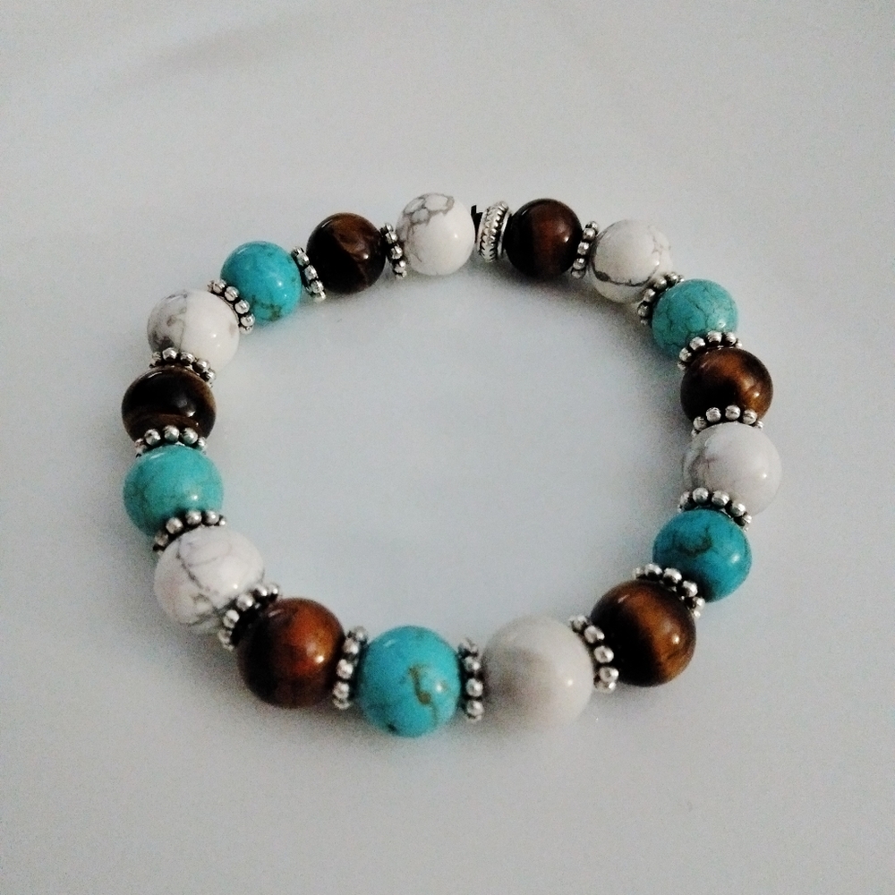 Turquoise, tiger's eye and white howlite Bracelet
